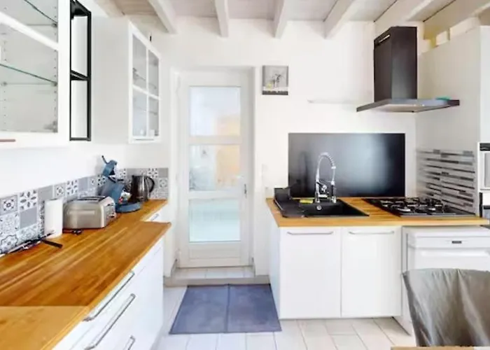 Maison 3 - 3 Sdb - Garage Holiday home Saint-Macaire